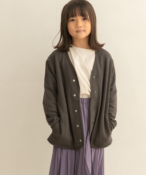 URBAN RESEARCH DOORS（アーバンリサーチドアーズ）の「裏毛Vネックカーディガン(KIDS)（カーディガン/ボレロ・キッズ・チャコールグレー/ベージュ・135/150/105/120）」の20枚目の写真