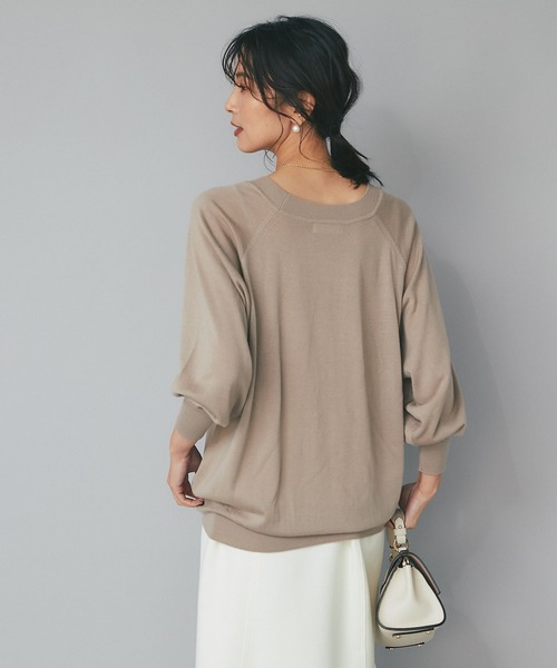 RIVE DROITE(リヴドロワ)の「抜け感のあるラウンドボートネック/カシミヤ混バックコクーンラグランニット(ニット/セーター・レディース・チャコールグレー/グレー系その他/パープル/グリーン系その他・FREE)」の16枚目の写真
