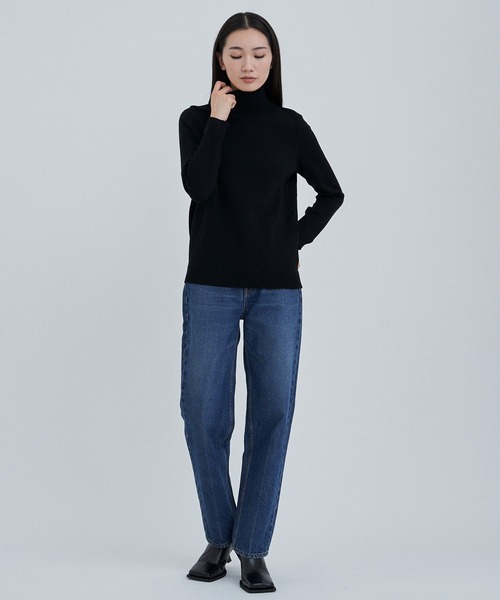 WRAPINKNOT（ラッピンノット）の「【WRAPINKNOT(ラッピンノット)】《STUDIOUS別注》新奇跡のタートルネックニット（ニット/セーター・レディース・ブラック/オフホワイト/オレンジ/ブルー/グリーン・1/0）」の11枚目の写真