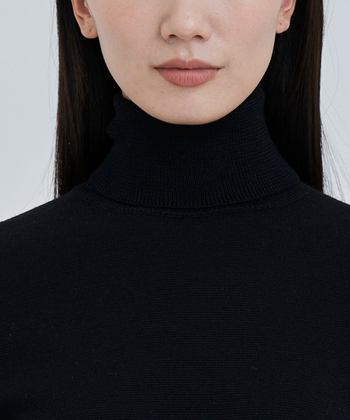 WRAPINKNOT（ラッピンノット）の「【WRAPINKNOT(ラッピンノット)】《STUDIOUS別注》新奇跡のタートルネックニット（ニット/セーター・レディース・ブラック/オフホワイト/オレンジ/ブルー/グリーン・1/0）」の16枚目の写真