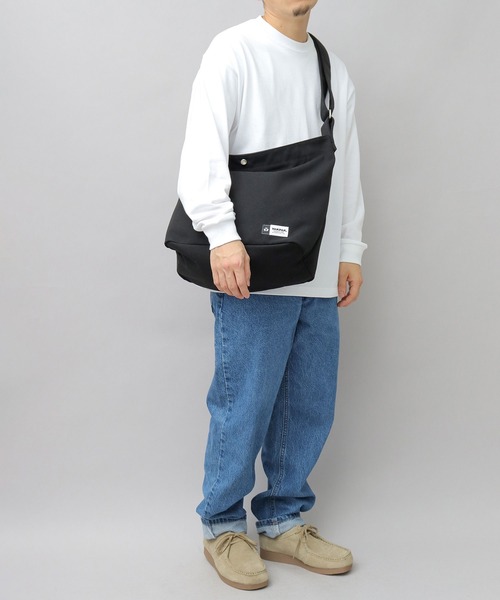 YAKPAK（ヤックパック）の「ポリエステルキャンバス ショルダーバッグ（ショルダーバッグ・メンズ・ブラック/オフホワイト・FREE）」の19枚目の写真