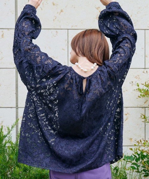 KOH.style（コースタイル）の「カットジャカード2WAYブラウス（シャツ/ブラウス・レディース・ベージュ/オフホワイト/ブラック・FREE）」の8枚目の写真