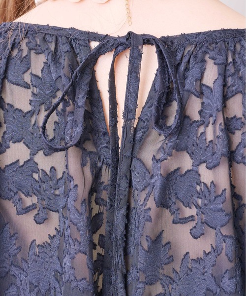 KOH.style（コースタイル）の「カットジャカード2WAYブラウス（シャツ/ブラウス・レディース・ベージュ/オフホワイト/ブラック・FREE）」の17枚目の写真