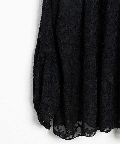 KOH.style（コースタイル）の「カットジャカード2WAYブラウス（シャツ/ブラウス・レディース・ベージュ/オフホワイト/ブラック・FREE）」の18枚目の写真