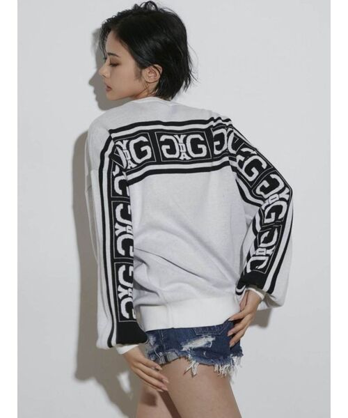 GYDA（ジェイダ）の「Back Symmetry GYDA LINE ニットトップス（ニット/セーター・レディース・パープル/ブラック/オフホワイト・FREE）」の16枚目の写真