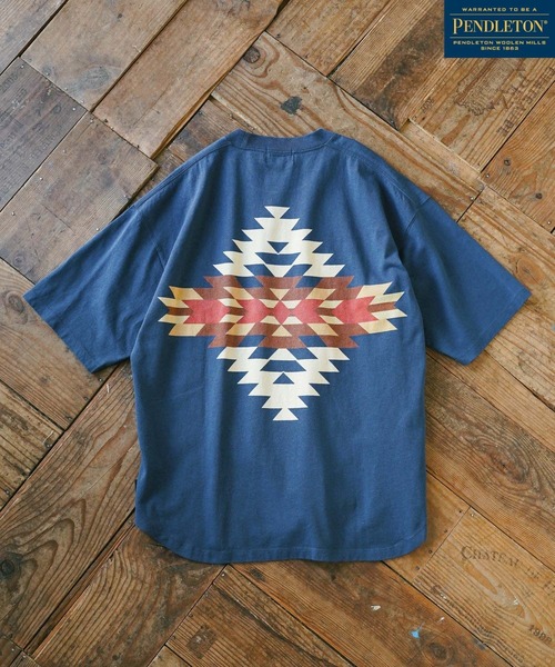 PENDLETON（ペンドルトン）の「【PENDLETON(ペンドルトン)】別注バックプリントTシャツ（Tシャツ/カットソー・メンズ・オフホワイト/ブルー/ライトグレー/ブラック/アイボリー/ブルー系その他/チャコールグレー/マスタード/パープル/イエロー/レッド/ダークブルー・MEDIUM/LARGE）」の7枚目の写真