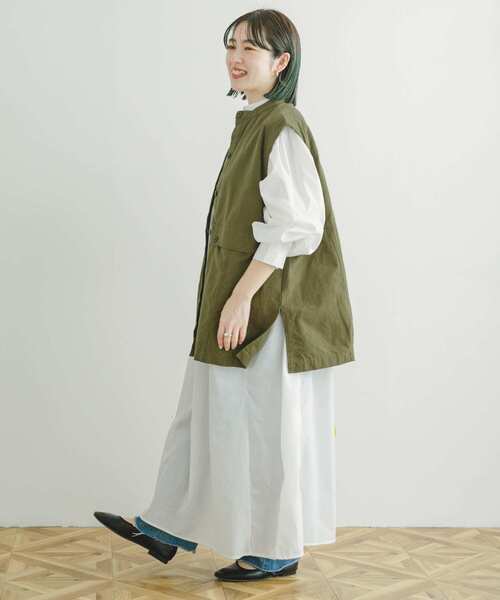 ITEMS URBANRESEARCH（アイテムズ アーバンリサーチ）の「ミリタリーベスト×シャツワンピースセット(セットアイテム)（シャツワンピース・レディース・ネイビー/ホワイト・FREE）」の4枚目の写真