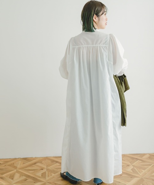 ITEMS URBANRESEARCH（アイテムズ アーバンリサーチ）の「ミリタリーベスト×シャツワンピースセット(セットアイテム)（シャツワンピース・レディース・ネイビー/ホワイト・FREE）」の16枚目の写真