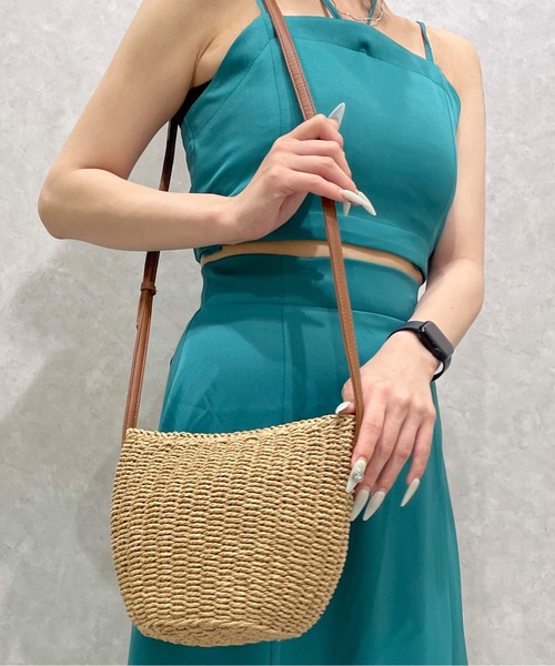 one wayザッカ(ワンウェイザッカ)の「ラウンドショルダー(ショルダーバッグ・レディース・ベージュ/ライトブラウン/グレー・FREE)」の1枚目の写真