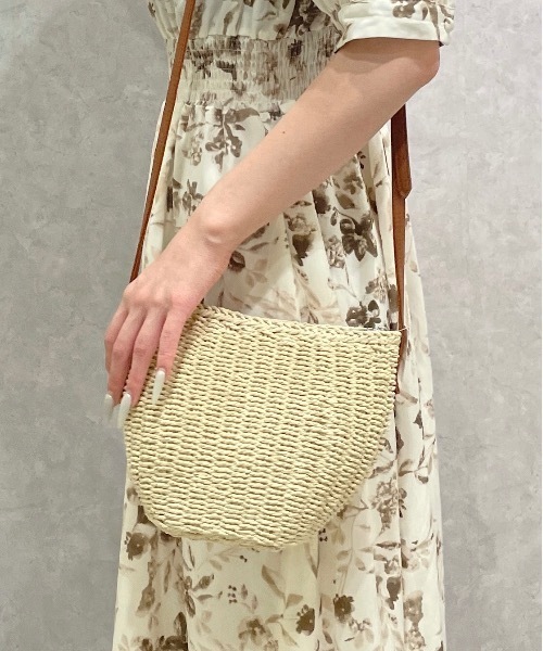 one wayザッカ(ワンウェイザッカ)の「ラウンドショルダー(ショルダーバッグ・レディース・ベージュ/ライトブラウン/グレー・FREE)」の12枚目の写真