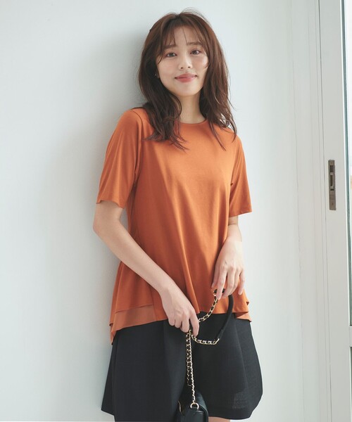 Feroux(フェルゥ)の「【UVケア】バックペプラムチュニック Tシャツ(Tシャツ/カットソー・レディース・ブラック系/ホワイト系1/スカイブルー系/アイボリー系/ホワイト系/ピンク系/黄緑系/オレンジ系・F)」の8枚目の写真