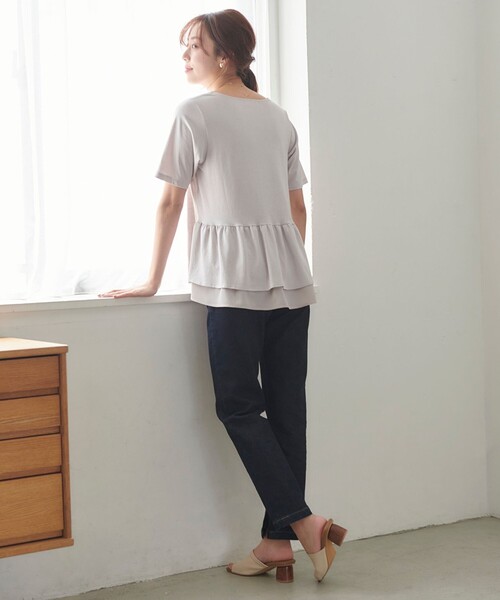 Feroux(フェルゥ)の「【UVケア】バックペプラムチュニック Tシャツ(Tシャツ/カットソー・レディース・ブラック系/ホワイト系1/スカイブルー系/アイボリー系/ホワイト系/ピンク系/黄緑系/オレンジ系・F)」の15枚目の写真