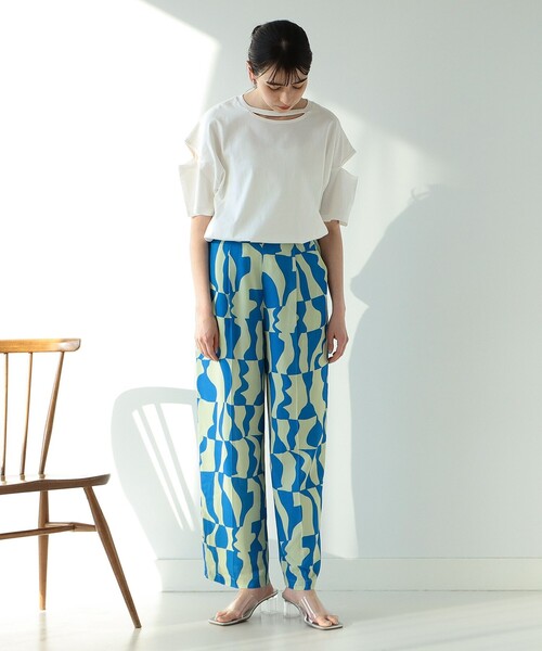 Ray BEAMS(レイビームス)の「Ray BEAMS / カットアウト スリーブ Tシャツ(Tシャツ/カットソー・レディース・ホワイト/ブラック/ライム・ONE SIZE)」の5枚目の写真