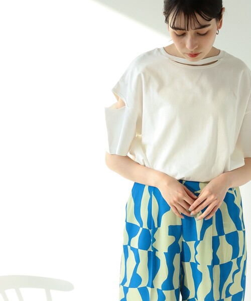 Ray BEAMS(レイビームス)の「Ray BEAMS / カットアウト スリーブ Tシャツ(Tシャツ/カットソー・レディース・ホワイト/ブラック/ライム・ONE SIZE)」の9枚目の写真