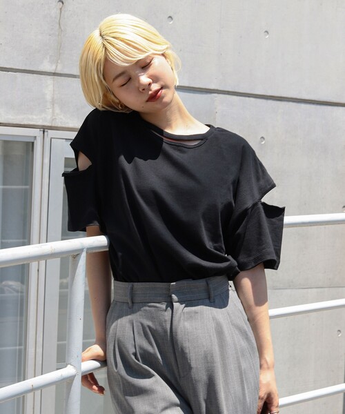 Ray BEAMS(レイビームス)の「Ray BEAMS / カットアウト スリーブ Tシャツ(Tシャツ/カットソー・レディース・ホワイト/ブラック/ライム・ONE SIZE)」の15枚目の写真
