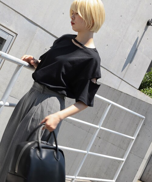 Ray BEAMS(レイビームス)の「Ray BEAMS / カットアウト スリーブ Tシャツ(Tシャツ/カットソー・レディース・ホワイト/ブラック/ライム・ONE SIZE)」の18枚目の写真