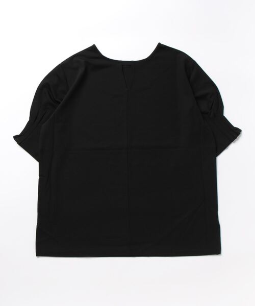 REAL CUBE（リアルキューブ）の「接触冷感タックスリーブシルケットトップス（Tシャツ/カットソー・レディース・ブラック/オフホワイト・FREE）」の10枚目の写真