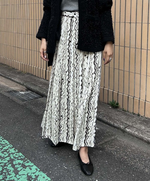 audrey and john wad（オードリーアンドジョンワッド）の「ペイントライクプリーツスカート（スカート・レディース・ネイビー/ブラウン/ホワイト・S/M）」の22枚目の写真