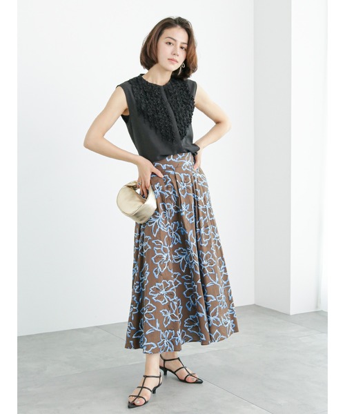 Te chichi(テチチ)の「リネンライクフリルブラウス(セットアップ可)(シャツ/ブラウス・レディース・ブラック/ブラウン/パープル・F)」の6枚目の写真