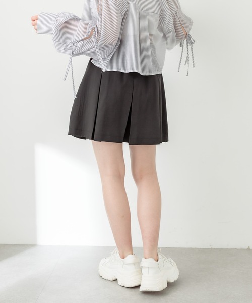 OLIVE des OLIVE（オリーブデオリーブ）の「ベルト付きプリーツミニスカート　1031010320（スカート・レディース・キャメル/ブラック/チャコールグレー・FREE）」の9枚目の写真