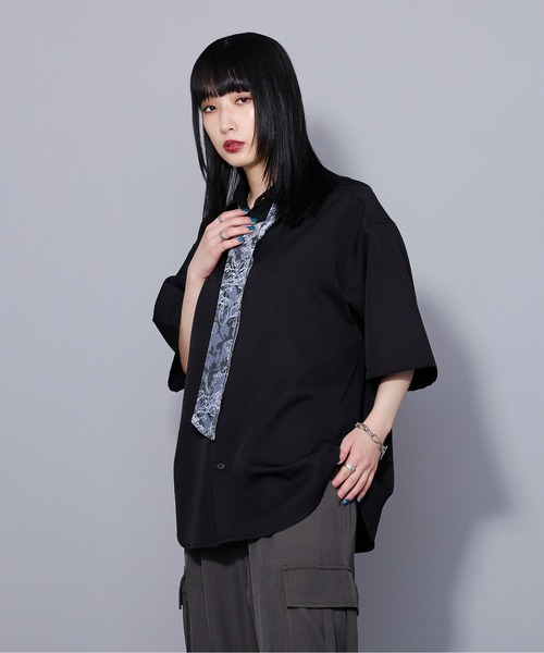 Ellno Loset（エルノロゼット）の「ジャガードボウタイシャツ（シャツ/ブラウス・メンズ・ブラック/ブルー系その他/オフホワイト・SMALL/LARGE/MEDIUM）」の14枚目の写真