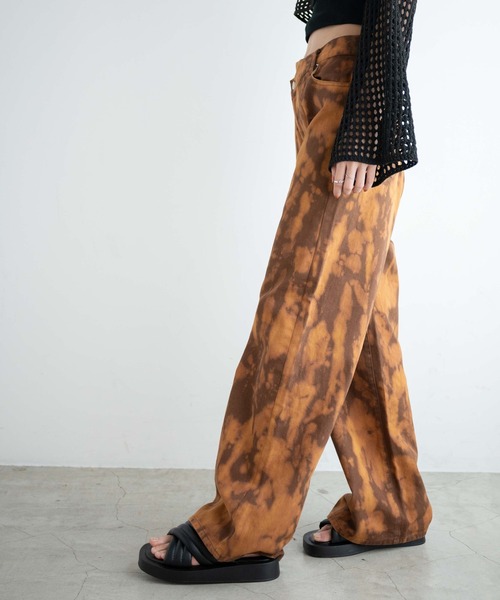 WEGO（ウィゴー）の「WEGO/タイダイウエストデザインバギーパンツ（デニムパンツ・レディース・ブラウン/ブラック・FREE）」の11枚目の写真