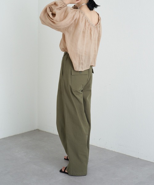 SHENERY(シーナリー)の「バックVリネンギャザーブラウス(シャツ/ブラウス・レディース・ブラック/パープル/ベージュ・FREE)」の21枚目の写真