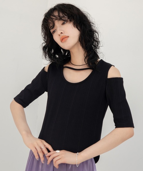 VACANCY(ヴァカンシー)の「チョーカーネックリブトップス(Tシャツ/カットソー・レディース・アイボリー/ブラック/ダークグレー・FREE)」の16枚目の写真