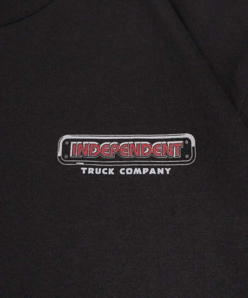 INDEPENDENT(インディペンデント)の「【INDEPENDENT/インデペンデント】バックプリントTシャツ/ワンポイント/ビッグシルエット(Tシャツ/カットソー・メンズ・ホワイト/ブラック・M/L/XL)」の7枚目の写真