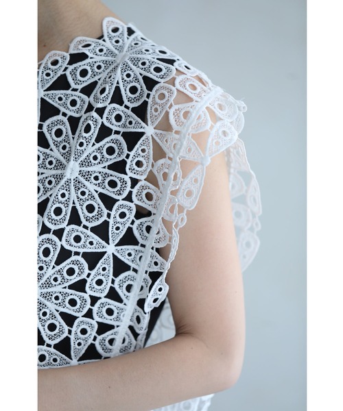 アシンメトリーな裾の万華鏡レースカットソートップス（Tシャツ/カットソー）｜CAWAII（カワイイ）