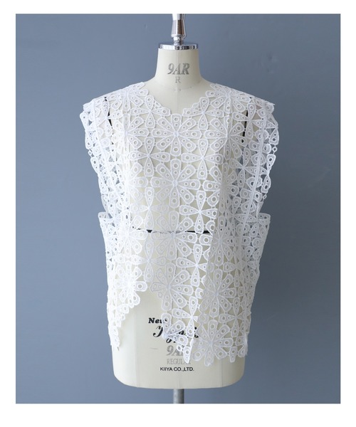 アシンメトリーな裾の万華鏡レースカットソートップス（Tシャツ/カットソー）｜CAWAII（カワイイ）