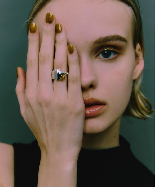 LAPUIS（ラピュイ）の「LAPUIS(ラピュイ)Coil Heartリング（リング・レディース・マルチ/ゴールド/シルバー・11号/13号）」の12枚目の写真