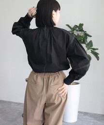 リブスタンド衿ブラウス
