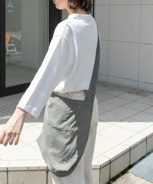 FORK&SPOON（フォークアンドスプーン）の「FORK&SPOON　ボトルネック8分袖Tシャツ（Tシャツ/カットソー・レディース・ブラック/オフホワイト/ホワイト系その他・1）」の11枚目の写真