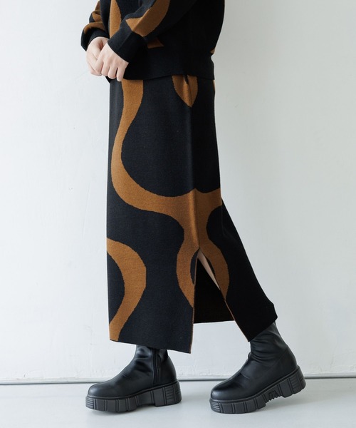 LAKOLE（ラコレ）の「12GカシミヤタッチナローWジャガードスカート / 963446（スカート・レディース・ライトグレー/レッド/チャコールグレー/その他9・SMALL/MEDIUM）」の18枚目の写真