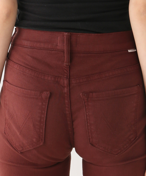 mother（マザー）の「【MOTHER/マザー】 THE WEEKENDER FRAY（その他パンツ・レディース・ブラウン・25/27/26）」の12枚目の写真