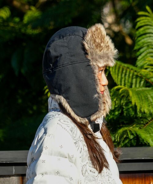 AVIREX(アヴィレックス)の「【AVIREX/アヴィレックス】フライトボアキャップ フェイクファー(キャップ・メンズ・カーキ/ブラック・FREE)」の13枚目の写真