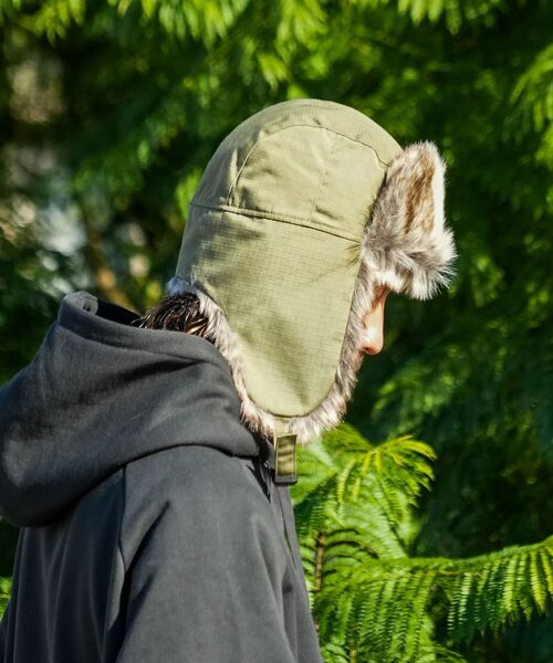 AVIREX(アヴィレックス)の「【AVIREX/アヴィレックス】フライトボアキャップ フェイクファー(キャップ・メンズ・カーキ/ブラック・FREE)」の18枚目の写真