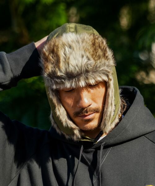 AVIREX(アヴィレックス)の「【AVIREX/アヴィレックス】フライトボアキャップ フェイクファー(キャップ・メンズ・カーキ/ブラック・FREE)」の19枚目の写真