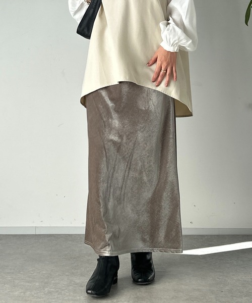 un dix cors（アンディコール）の「ベロアバイヤスロングスカート（スカート・レディース・チャコールグレー/グレー・FREE）」の6枚目の写真