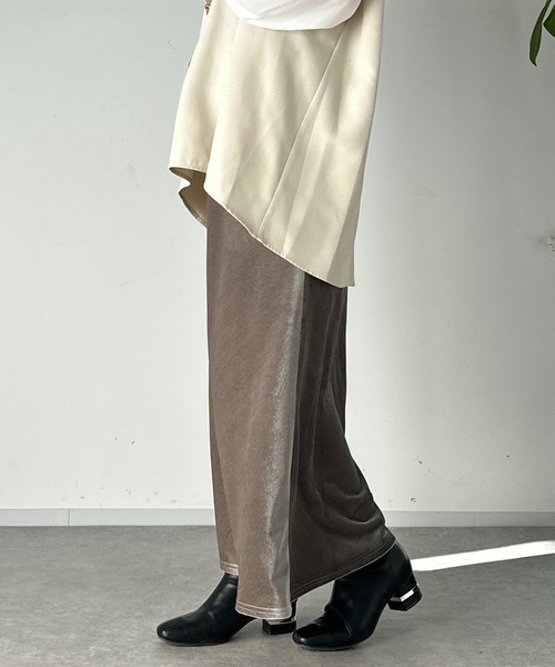 un dix cors（アンディコール）の「ベロアバイヤスロングスカート（スカート・レディース・チャコールグレー/グレー・FREE）」の7枚目の写真
