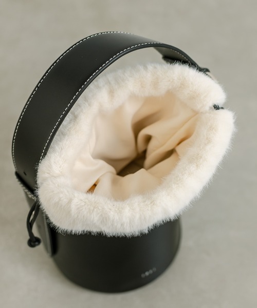 loti（ロティ）の「loti ファー巾着バケツBAG（ハンドバッグ・レディース・ブラウン/ブラック・ONE SIZE）」の16枚目の写真