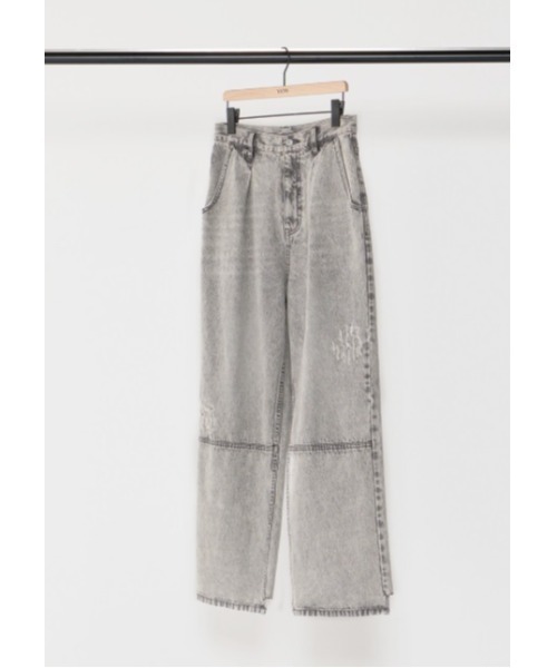 YENN（イエン）の「【定番】【新色】YENN タックワイドデニムパンツ ライトグレー（デニムパンツ・レディース・ライトグレー・40/36/38）」の9枚目の写真