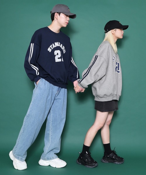 WOND（ウォンド）の「スリーブラインスウェット（スウェット・レディース・ネイビー/グレー・FREE）」の8枚目の写真
