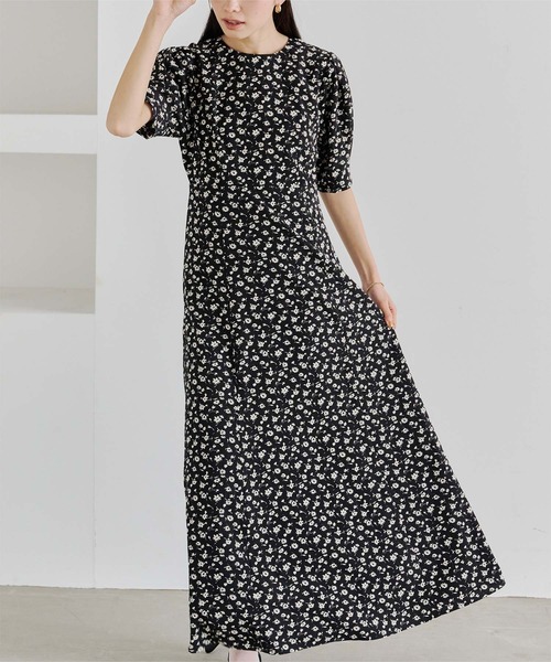 titivate（ティティベイト）の「クルーネックフレアワンピース（ワンピース・レディース・ブラック系その他/ブラック系その他2・M/PS(XS－S)/L/TM）」の5枚目の写真