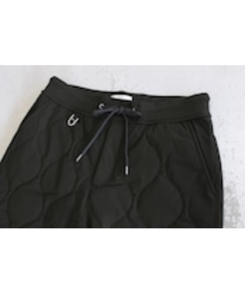 LiSS(リス)の「【LiSS】【定番】ストレッチナイロン キルティングリブパンツ(その他パンツ・メンズ・ブラック・1/2)」の5枚目の写真