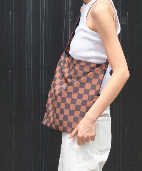 ENCIRCLE(エンサークル)の「【ENCIRCLE/エンサークル】Block check bag/ブロックチェックバック(エコバッグ/サブバッグ・レディース・ライトグリーン/ブラウン・FREE)」の2枚目の写真