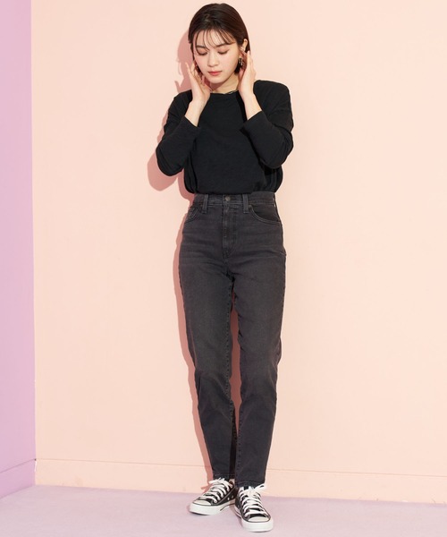 Levi's(リーバイス)の「Levi's/リーバイス ロングスリーブTシャツ ブラック MARGOT(Tシャツ/カットソー・レディース・ブラック・M/S/XS)」の15枚目の写真