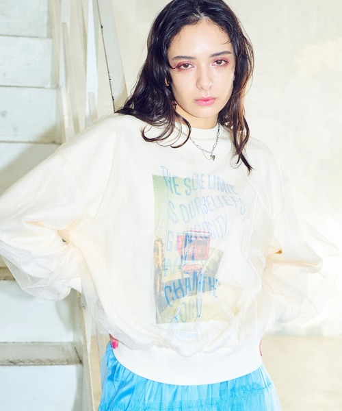 ELLEgirl（エルガール）の「チュールレイヤードスウェットプルオーバー【ELLEgirl/エル ガール】（スウェット・レディース・アイボリー/ライトグレー・FREE）」の12枚目の写真