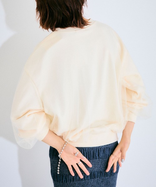 ELLEgirl（エルガール）の「チュールレイヤードスウェットプルオーバー【ELLEgirl/エル ガール】（スウェット・レディース・アイボリー/ライトグレー・FREE）」の8枚目の写真